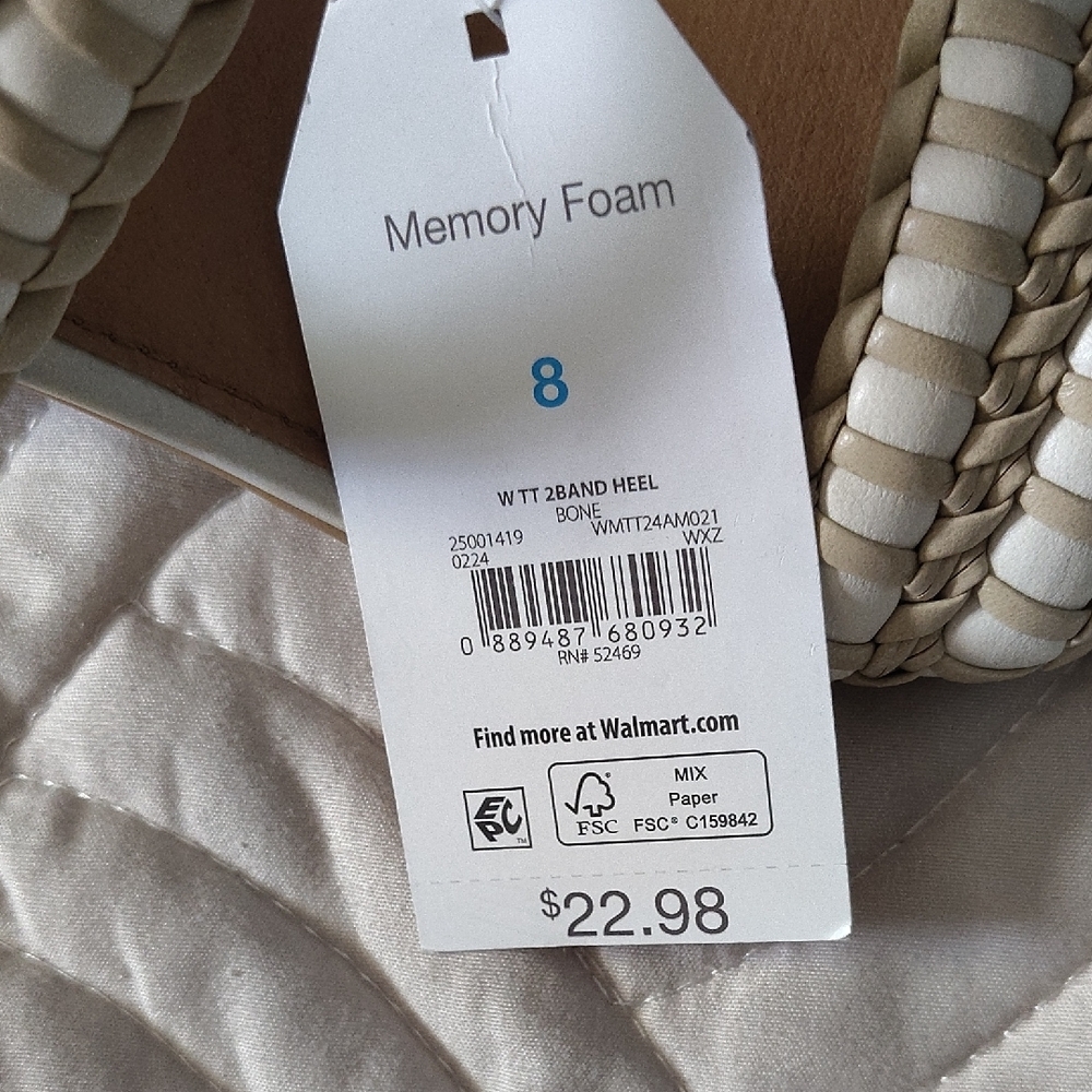 Time and Tru Women's Cream Woven Sandals - Picture 5 of 5